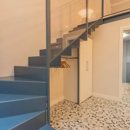 Cinque Giornate 70 By Rent Como